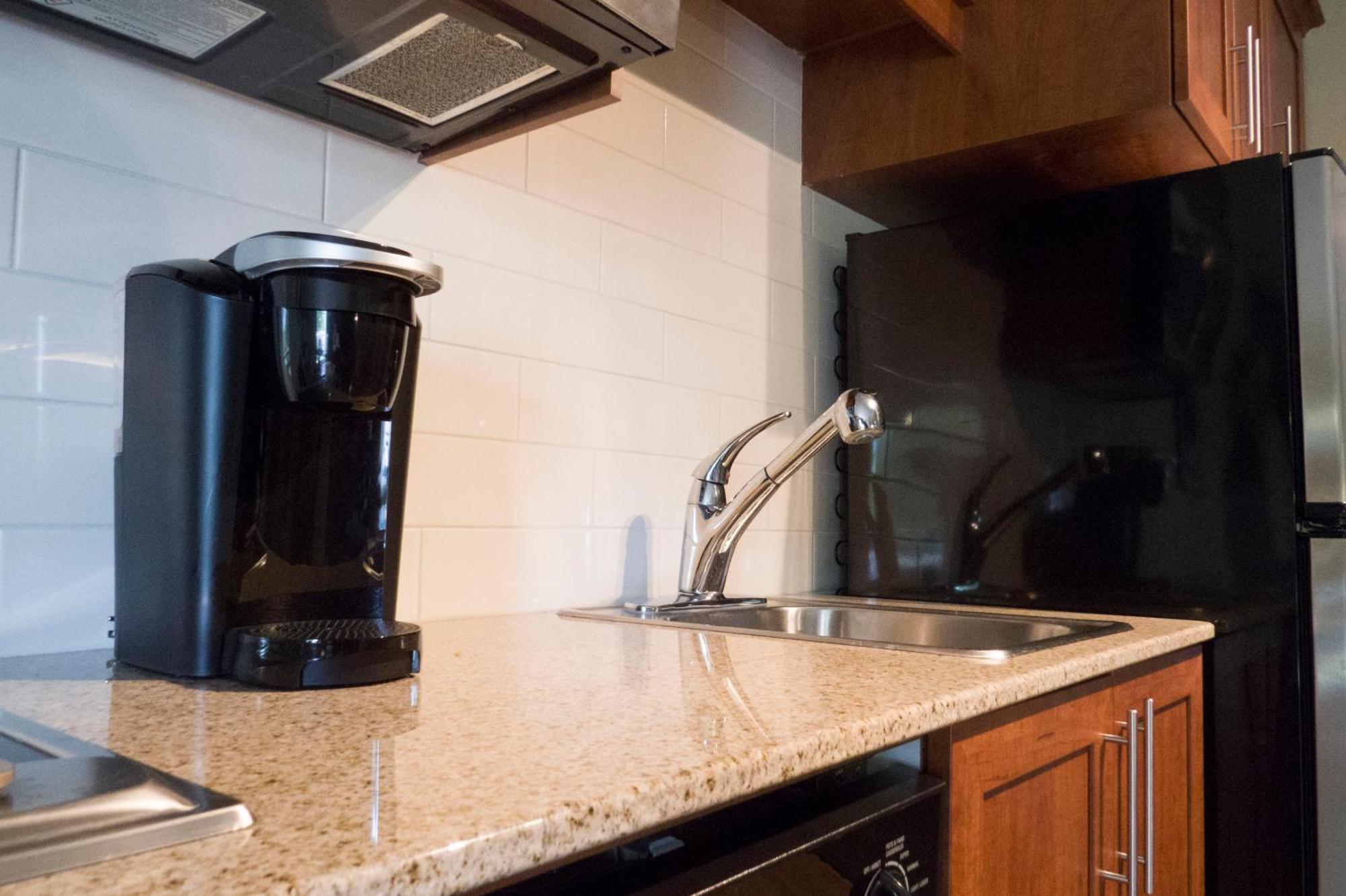 Studio-Hotel Villegiature Saint-Sauveur Piedmont Bagian luar foto